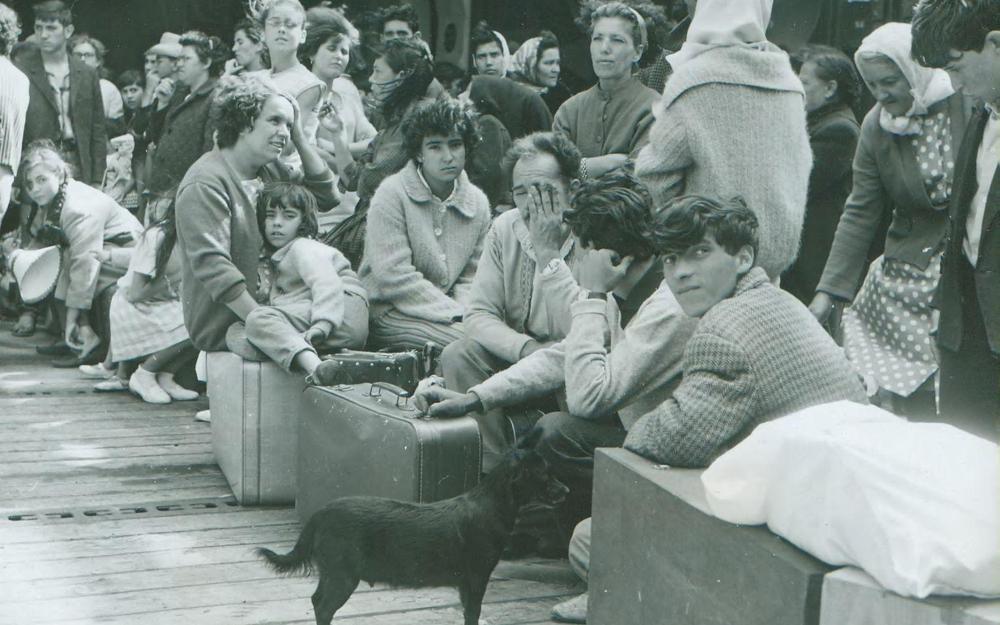 toi paris tu m'as pris dans tes bras